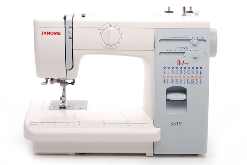 Бытовая швейная машина Janome Dresscode